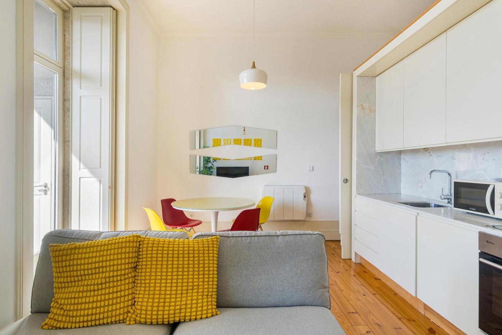 Апартаменты Guestready - Urban Oasis With Private Balcony Порту Экстерьер фото